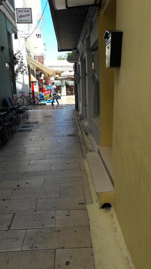 Xenodoxeio Patrai Aparthotel Lefkada Island Exterior photo